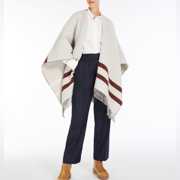 Weekend Max Mara Jackets & Blazers - Made In Italy Weekend Max Mara Label-cut Wool Blend Large Cape Sz:OS Fall/Winter